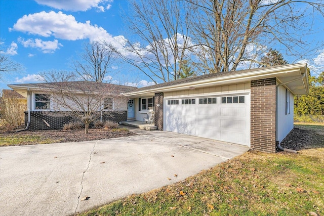 single story home with a garage