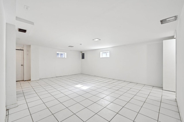 939 N Grace St, Lombard, IL 60148 - view of tiled spare room
