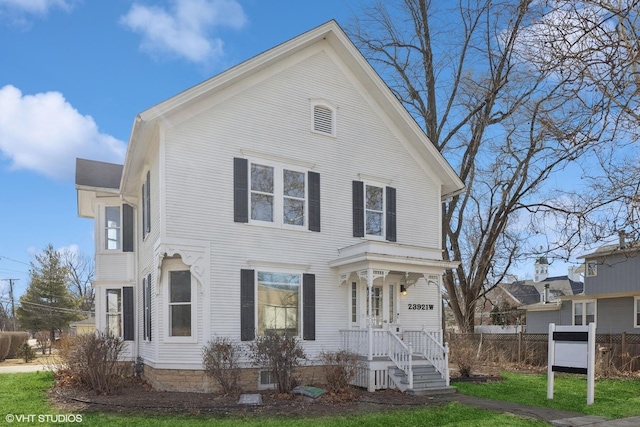 view of front of house