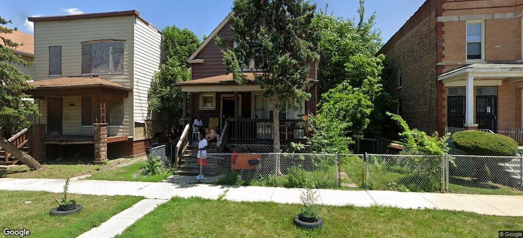 view of front facade with a porch