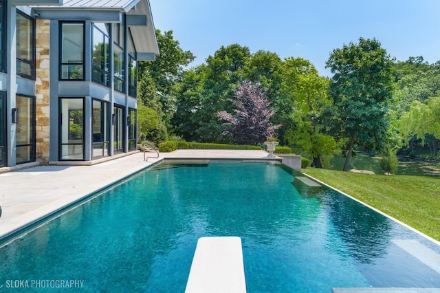 28 Brinker Rd, Barrington Hills, IL 60010 - outdoor pool with a patio, a lawn, and a diving board