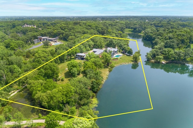 28 Brinker Rd, Barrington Hills, IL 60010 - aerial overview of property's location featuring a heavily wooded area and property boundaries highlighted