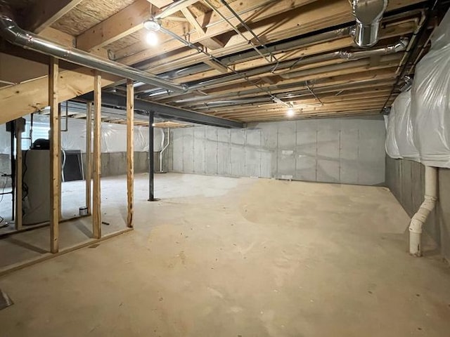 basement featuring washer / clothes dryer