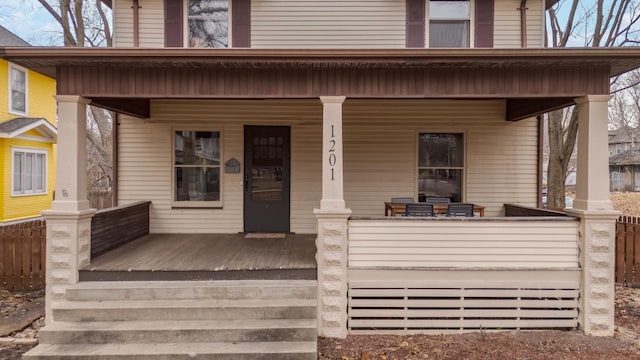 view of front of house featuring covered porch