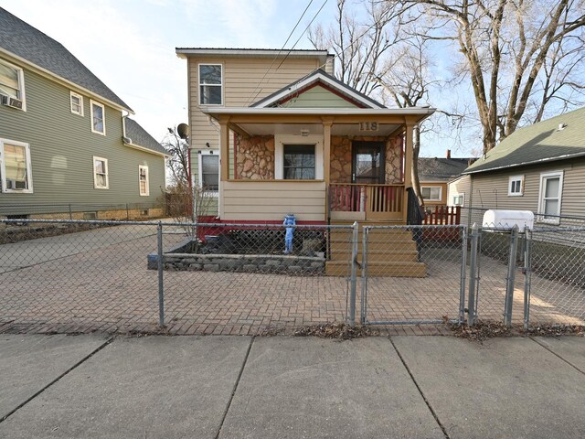 view of front facade featuring covered porch