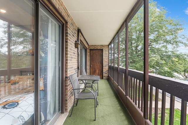 view of sunroom / solarium