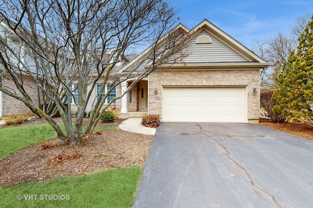 view of front facade with a garage