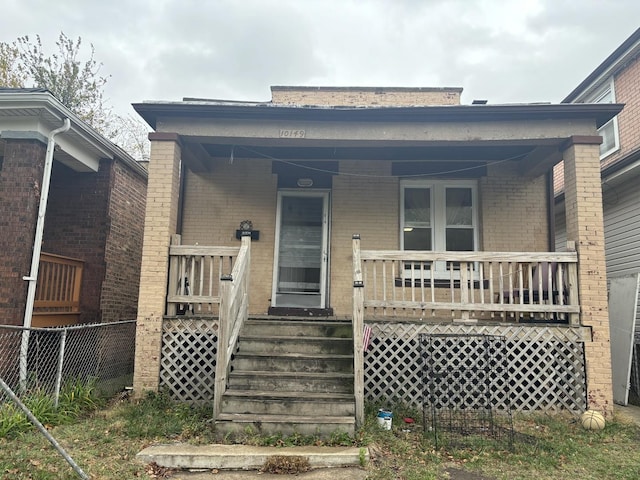 view of front facade featuring a porch