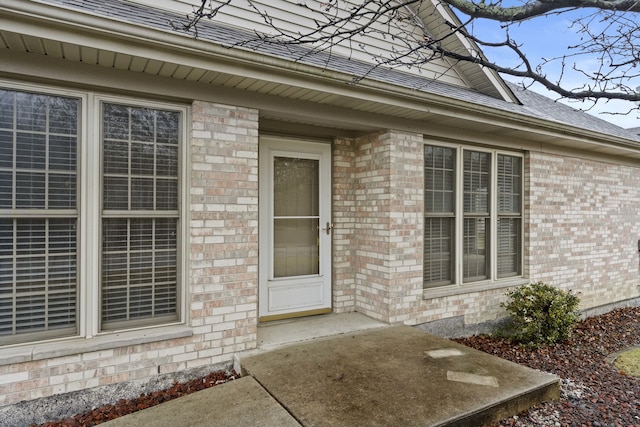 doorway to property featuring a patio