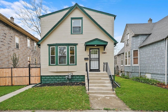 view of front of property with a front yard