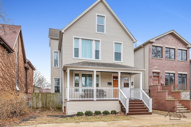 front facade featuring a porch