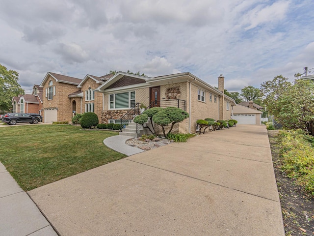 view of front facade featuring a garage and a front yard