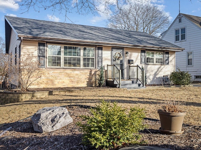 view of front of property