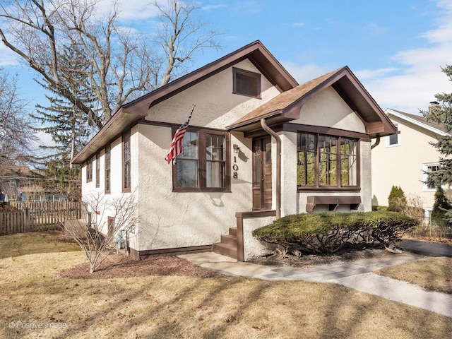 view of front of home with a front yard