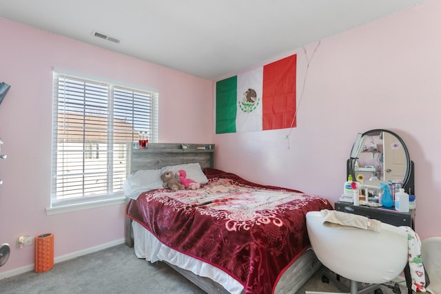 bedroom featuring carpet flooring