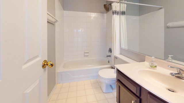 full bathroom featuring shower / bath combination with curtain, vanity, and toilet