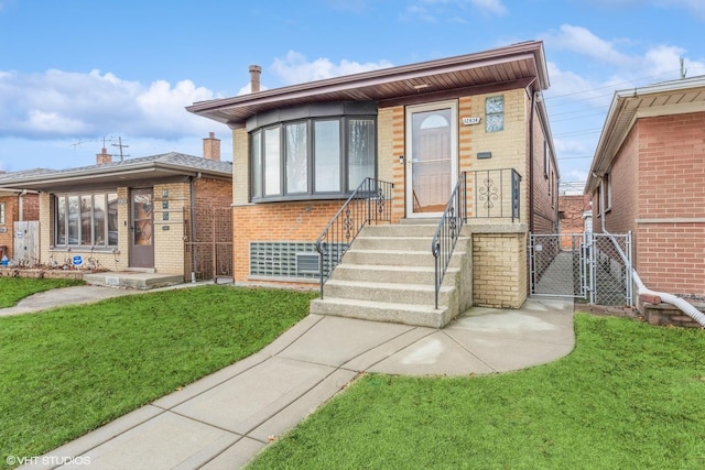 view of front of property with a front yard