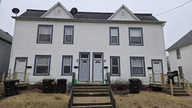 609-611 W Cottonwood St, Freeport, IL 61032 - view of front of home