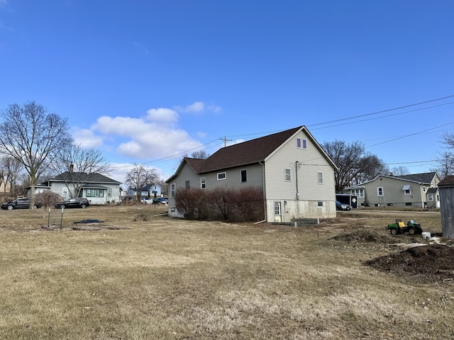 view of side of home