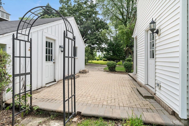 6N356 Dunham Rd, Wayne, IL 60184 - view of patio / terrace featuring an outbuilding