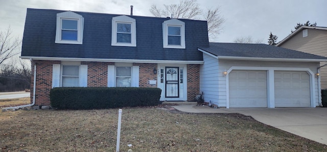 view of front facade with a garage