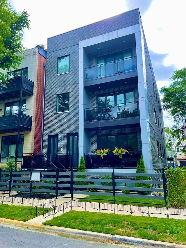 1834 N Rockwell St Unit 1R, Chicago, IL 60647 - view of property