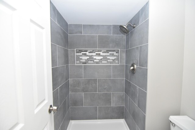 16701 Clyde Ave, South Holland, IL 60473 - full bath featuring toilet and tiled shower