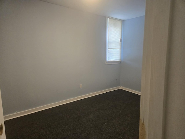 empty room featuring carpet