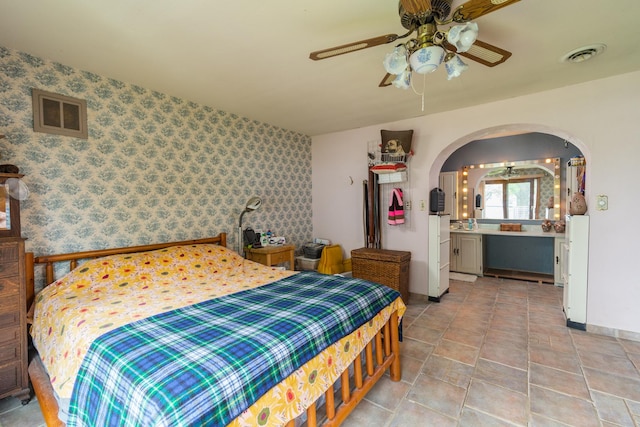 bedroom featuring ceiling fan