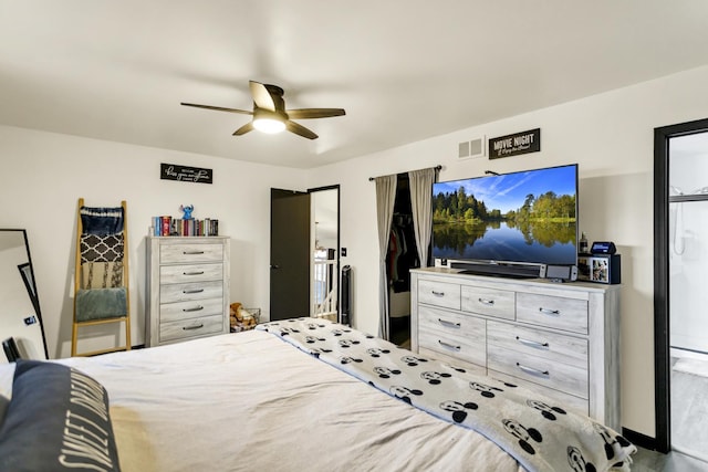 bedroom featuring ceiling fan