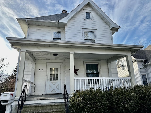 view of front of home featuring a porch