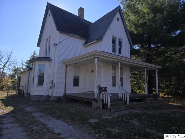 exterior space featuring a porch