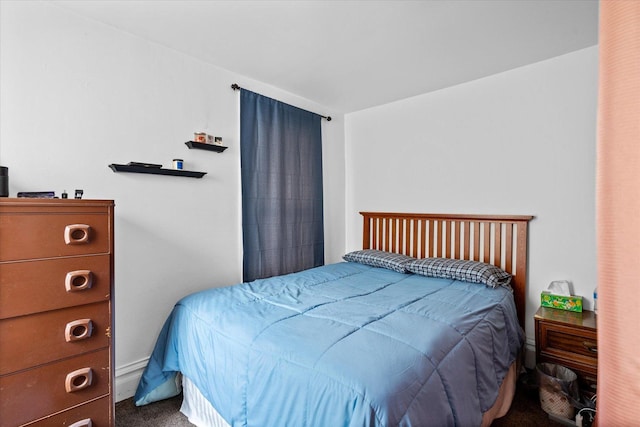 bedroom featuring carpet floors