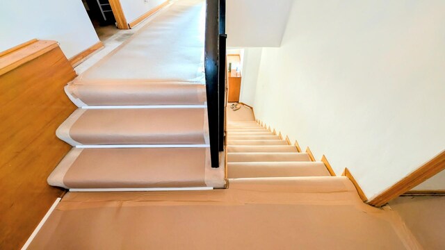 9018 S Oakley Ave, Chicago, IL 60643 - view of stairway