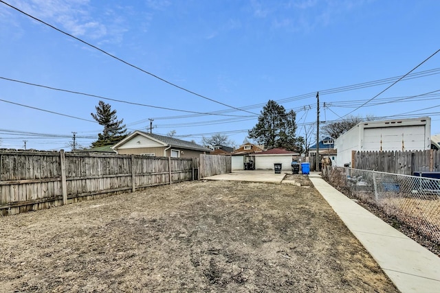 view of yard with a patio