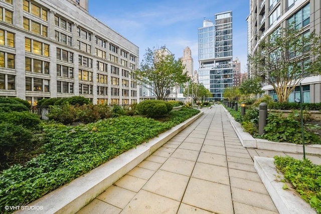 130 N Garland Ct Unit 4101, Chicago, IL 60602 - view of home's community featuring a city view