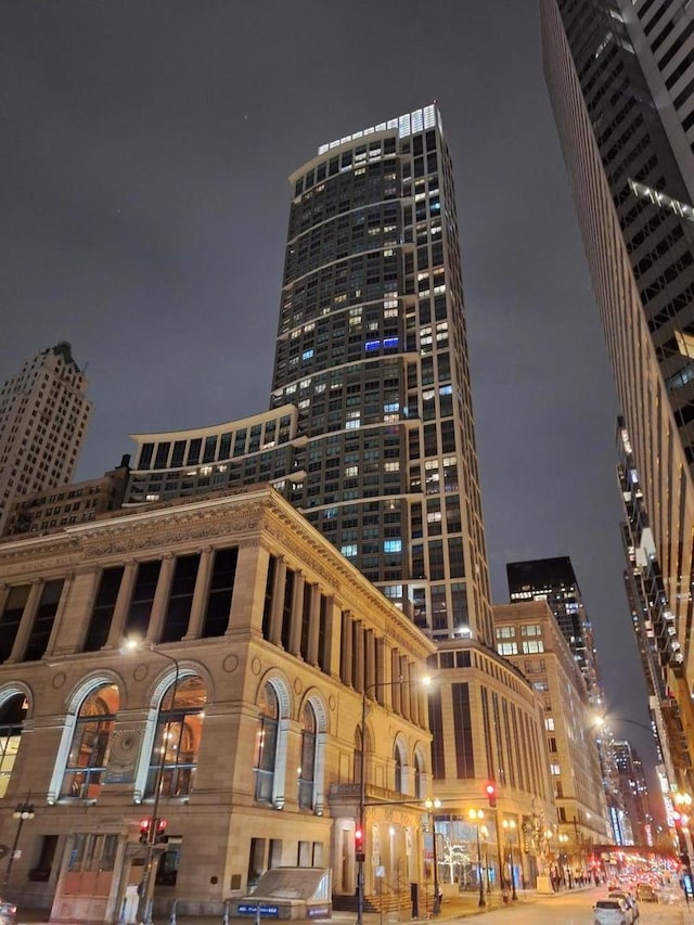 130 N Garland Ct Unit 4101, Chicago, IL 60602 - view of property at twilight