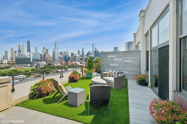 view of yard featuring a balcony