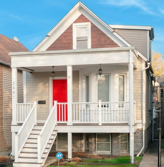 view of front of home featuring a porch