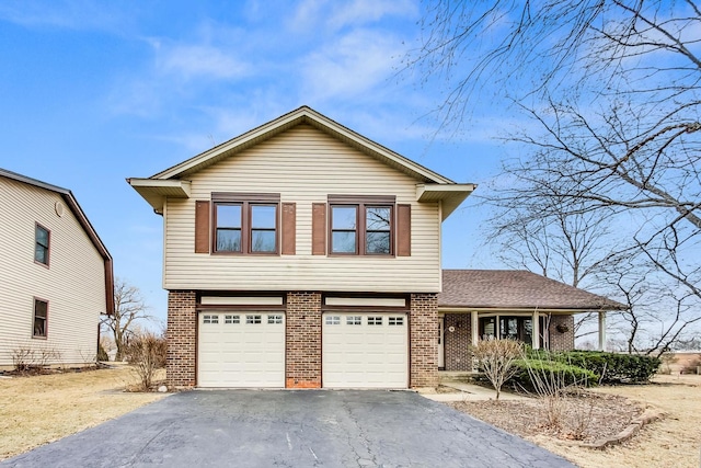 view of front facade with a garage