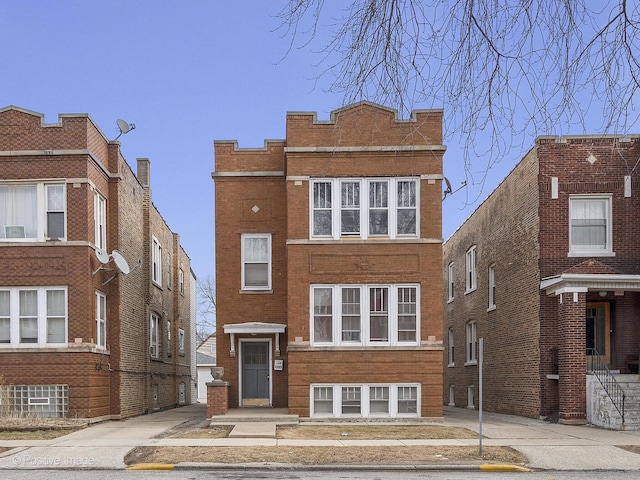 view of front facade with brick siding