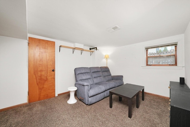 living room with carpet