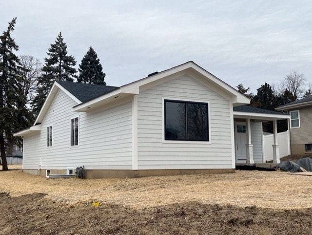 exterior space featuring a yard