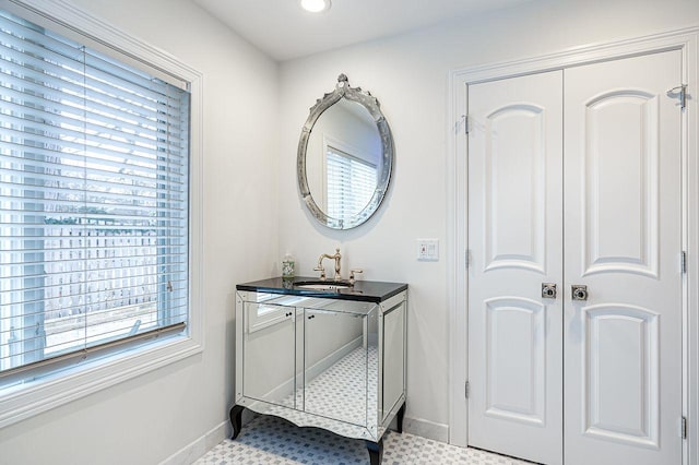 bathroom with vanity