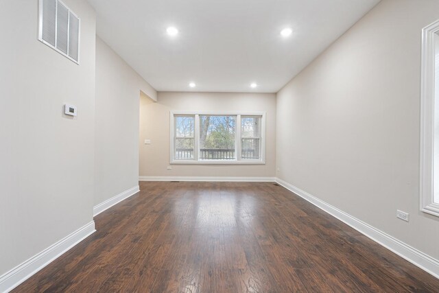 9220 S Dauphin Ave, Chicago, IL 60619 - photo 4