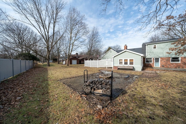 view of yard with a garage