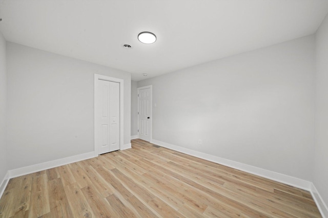 empty room featuring light hardwood / wood-style flooring