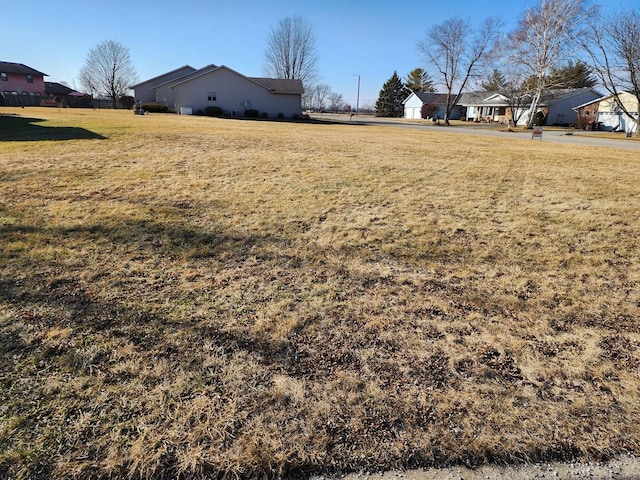 Listing photo 3 for 2355 Railsplitter Ave, Lincoln IL 62656