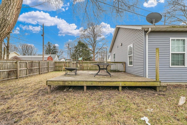 view of yard featuring a wooden deck