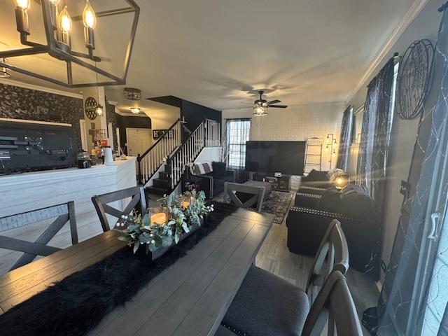 dining room featuring ceiling fan